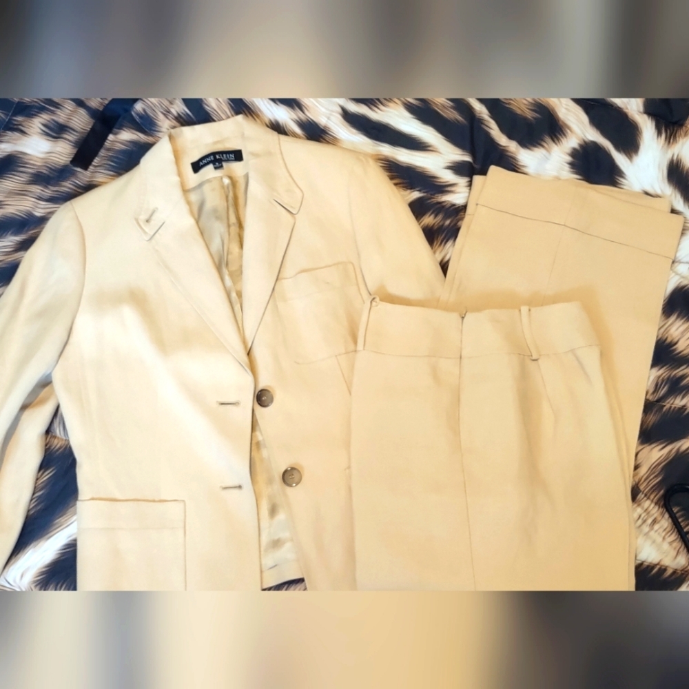 Anne Klein Linen Suit